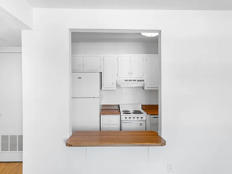 Magnolia Court — Photo 46