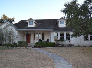 1956 Silver Hills Dr, Boerne, TX 78006