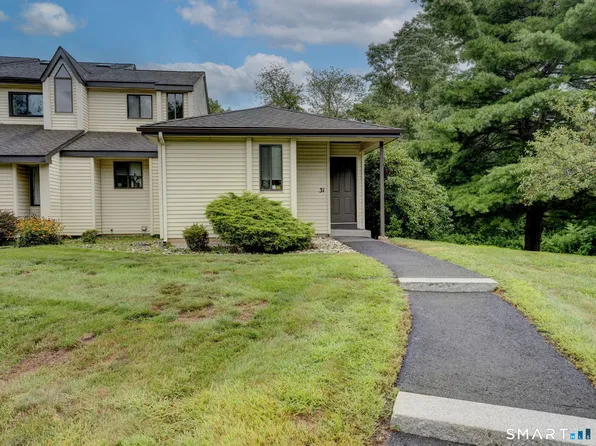 31 Simsbury Landing #31, Simsbury, CT 06070