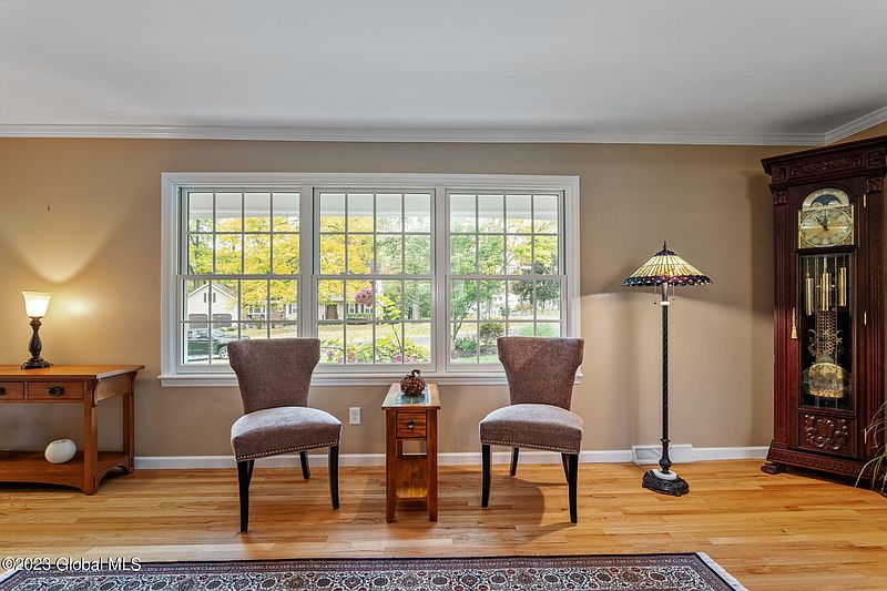 5th image of 1 Glenwood Drive