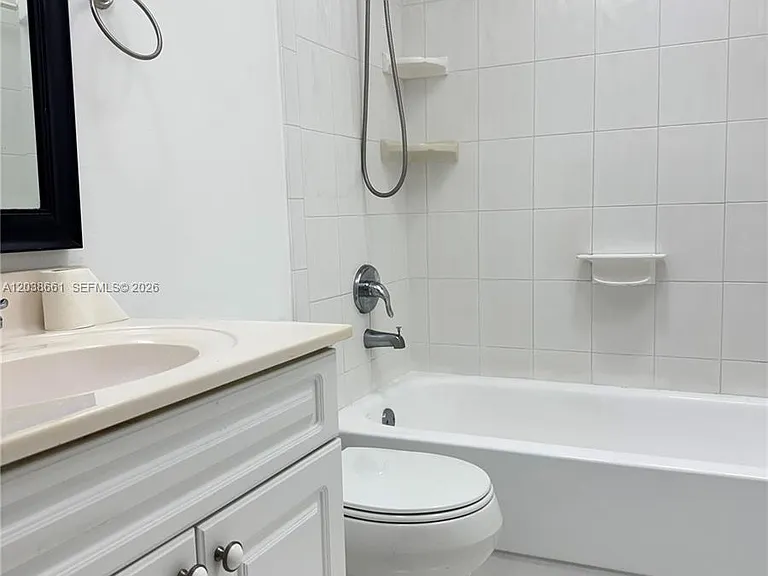 10875 SW 112th Ave #203 — Photo 18