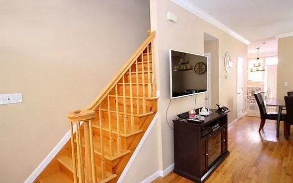 62 Poplar Ave #1 — Photo 3