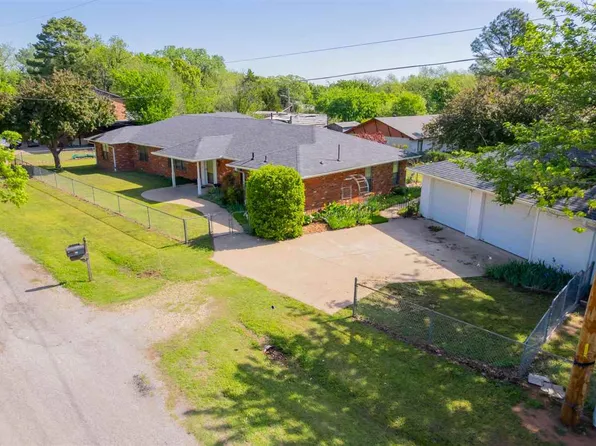 325 S Terrill Dr, Stillwater, OK 74075