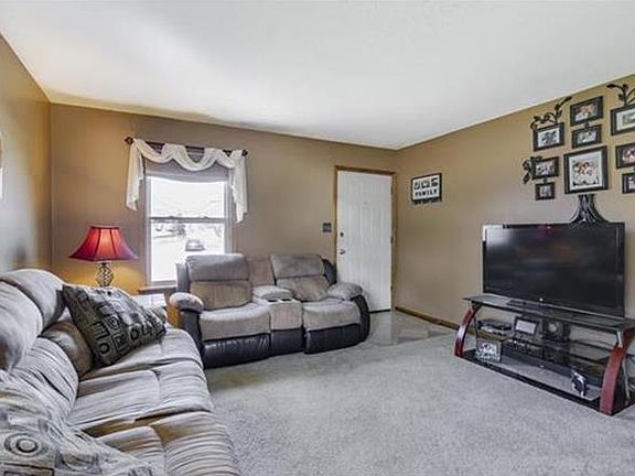 5th image of 8649 N Hull Dr