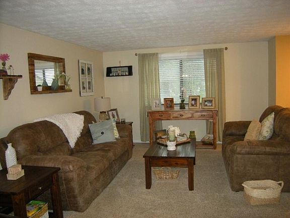 2nd image of 4574 Linchmere Dr