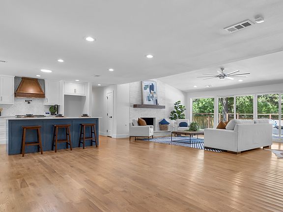 5th image of 3620 Pallos Verdas Dr