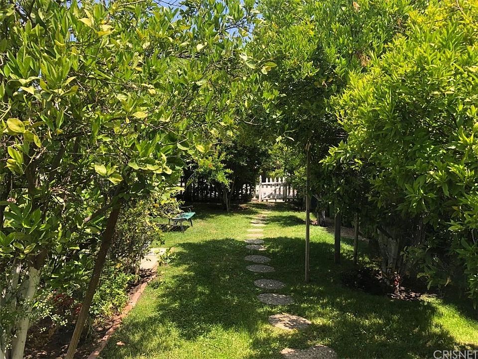 1st image of 22136 Del Valle St