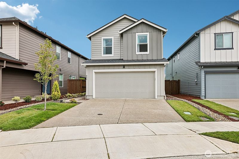 2nd image of 922 NW 175th Way