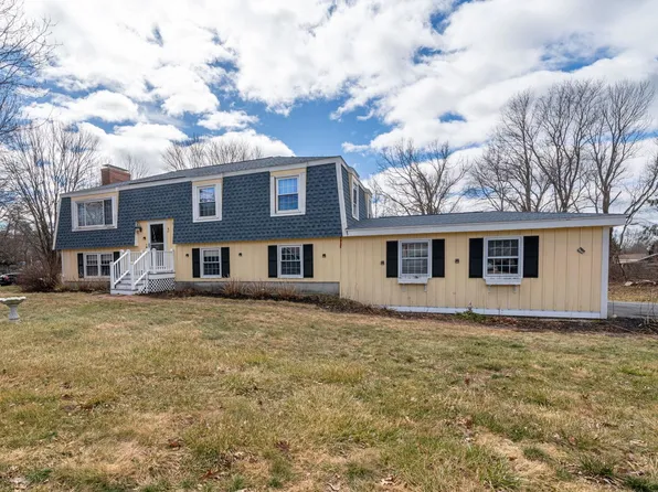 3 Jason Drive, Stratham, NH 03885