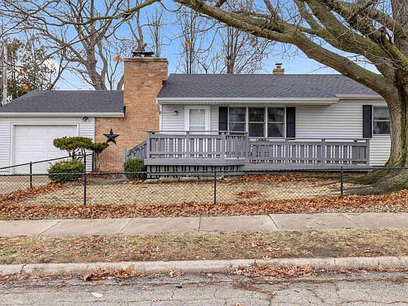 2nd image of 2820 Buckingham Dr