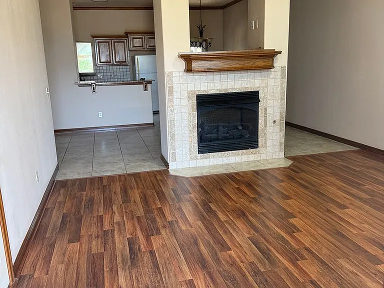 10924 SW 30th Ter — Photo 4