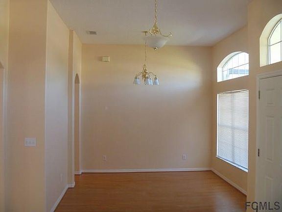 5th image of 144 Pine Grove Dr