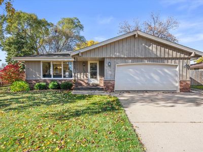 15450 West Elmont LANE, New Berlin, WI, 53151