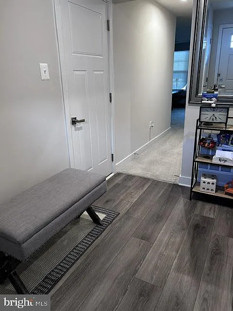 3 bed, 4.0 bath, 1980 sqft, $2,800 — Photo 4
