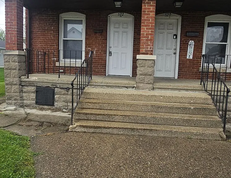522 W 6th St — Photo 2