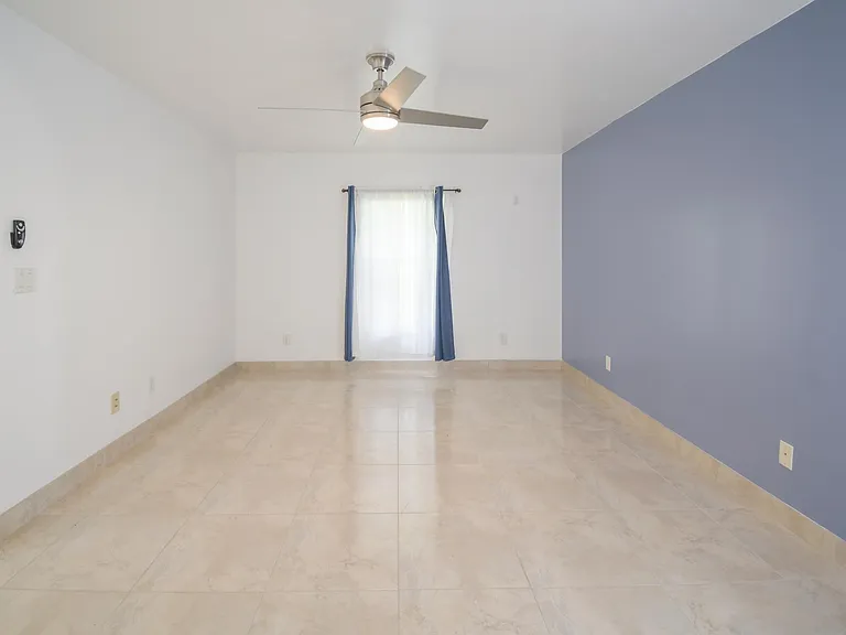 4913 Cromey Rd — Photo 11