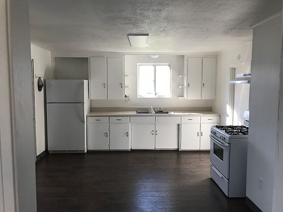 3rd image of 203 Old 7th North St