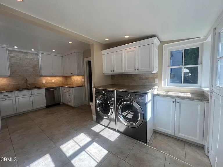 623 Charter Oak St — Photo 10