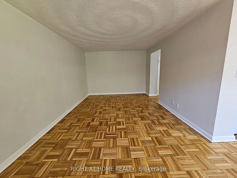 20 Cosburn Ave #207 — Photo 19
