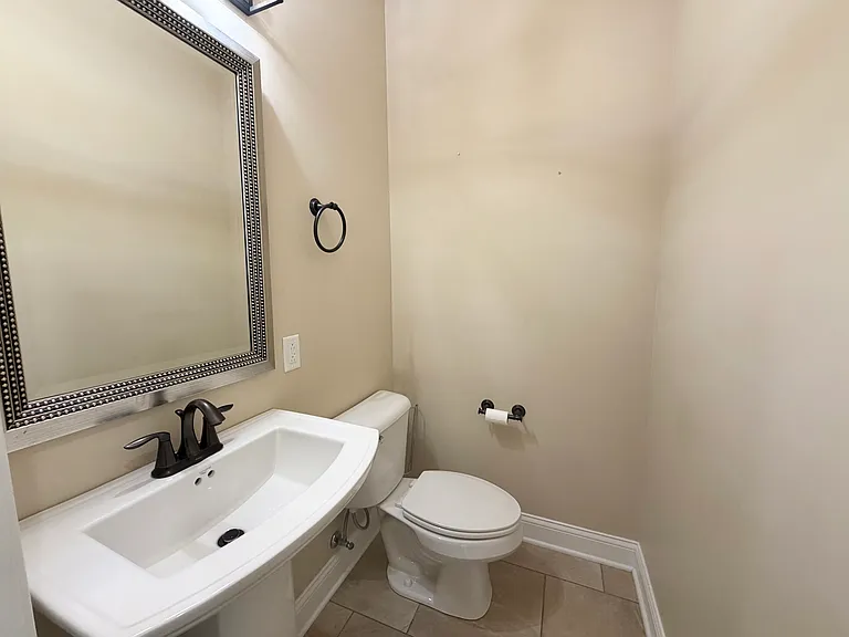 1805 Blue Stone Dr — Photo 16