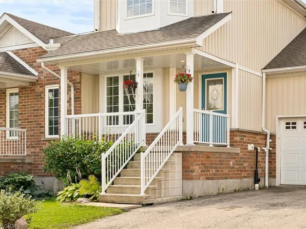 21 Porchlight Dr, Elmira, ON N3B 3M7