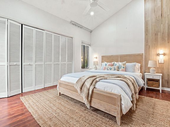 5th image of 1149 NW 13th Street Apt 6