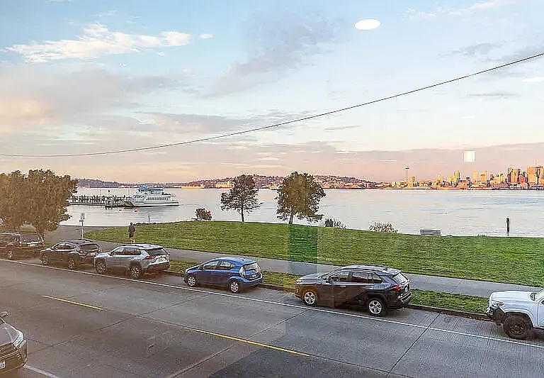 17XX Harbor Ave SW #402 — Photo 21