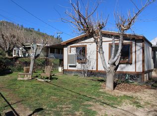 17 Maple Ln, Wofford Heights, CA