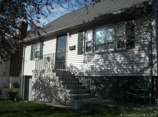 150 Greenwood St, Bridgeport, CT 06606