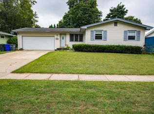 5051 1st Ave SW, Cedar Rapids, IA 52404