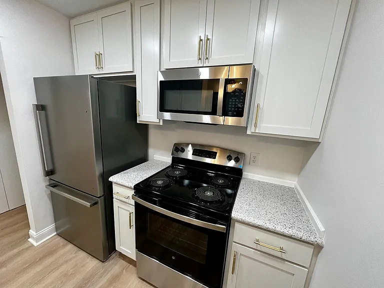 3840 Overbrook Dr #26 — Photo 6