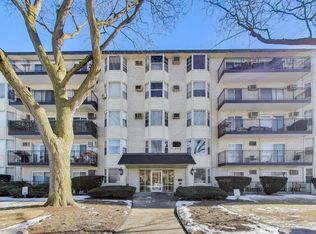 5506 Lincoln Ave Unit 315, Morton Grove, IL 60053