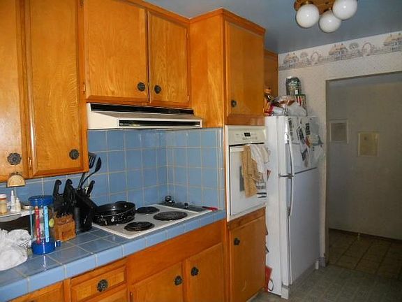3rd image of 34 Malone Ct