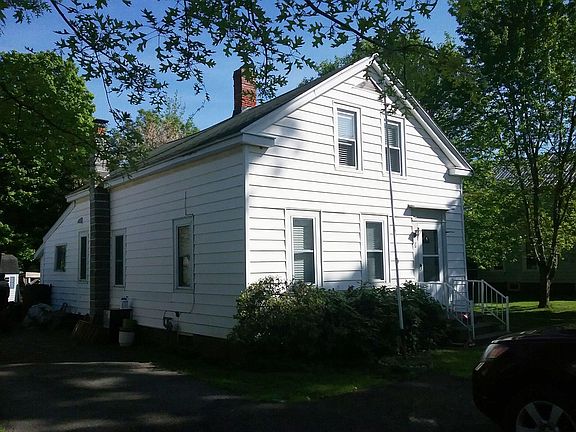 3rd image of 9 Mechanic St