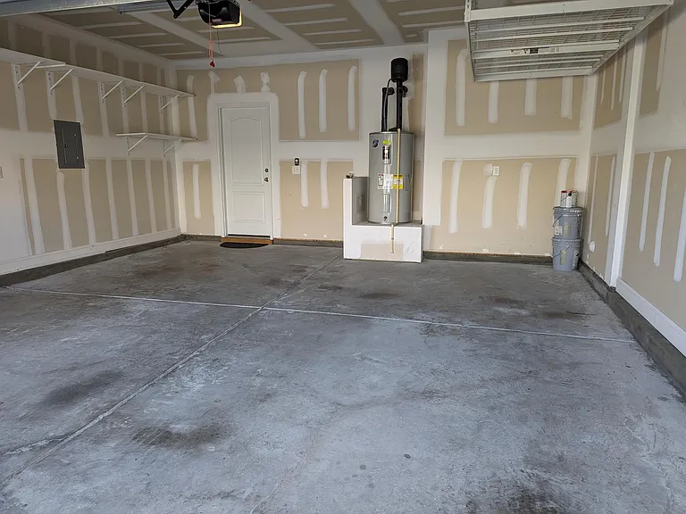 220 Alamosa Pl — Photo 29