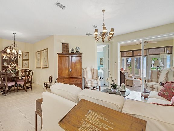 5th image of 465 E Tangerine Sq SW