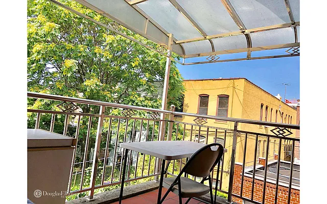 Rented by Douglas Elliman | media 22