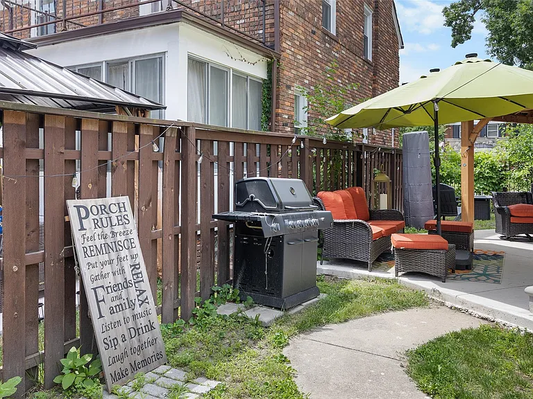 20096 Shrewsbury Rd — Photo 55