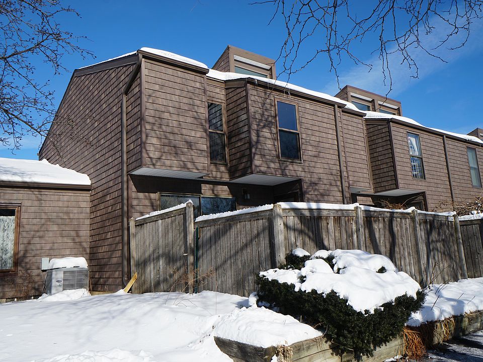 2nd image of 9240 N 70th St #3