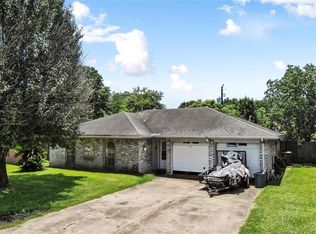 1003 Knowlton Rd, Baytown, TX 77520