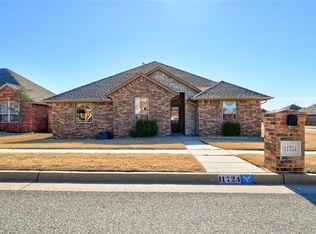 11724 SW 18th St, Yukon, OK 73099