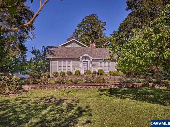 1750 SW Brooklane Dr, Corvallis, OR 97333