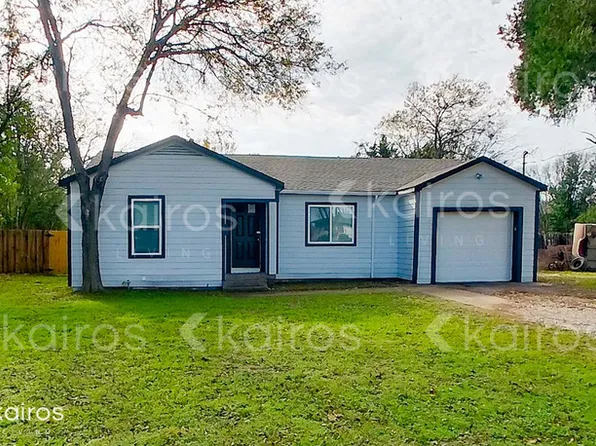 230 E Colonial Dr, Lancaster, TX 75134