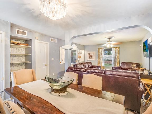 4th image of 12563 Tierra Leon Way
