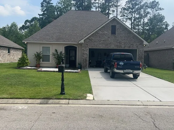 13735 Fig Dr, Denham Springs, LA 70726
