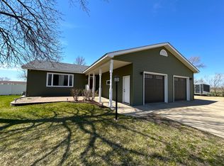 949 Ash St, Appleton, MN 56208