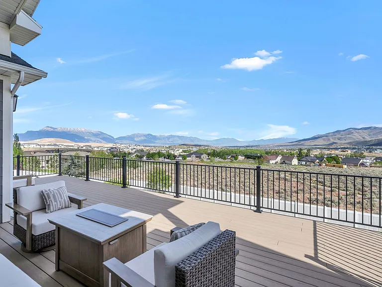 2872 E Sorrel Dr — Photo 24