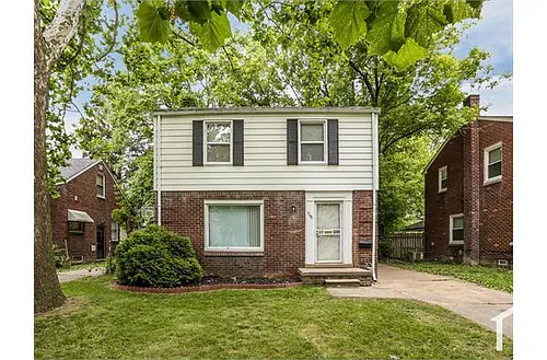 17181 Munich St Photo 1