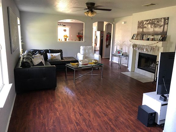 3rd image of 4013 Eagles Nest St
