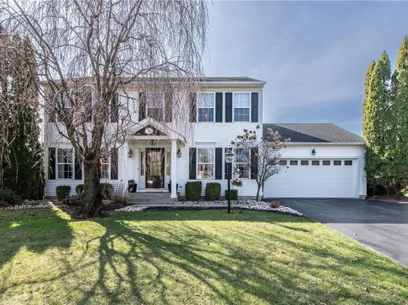 4016 Maria Ln, Bethlehem, PA 18017